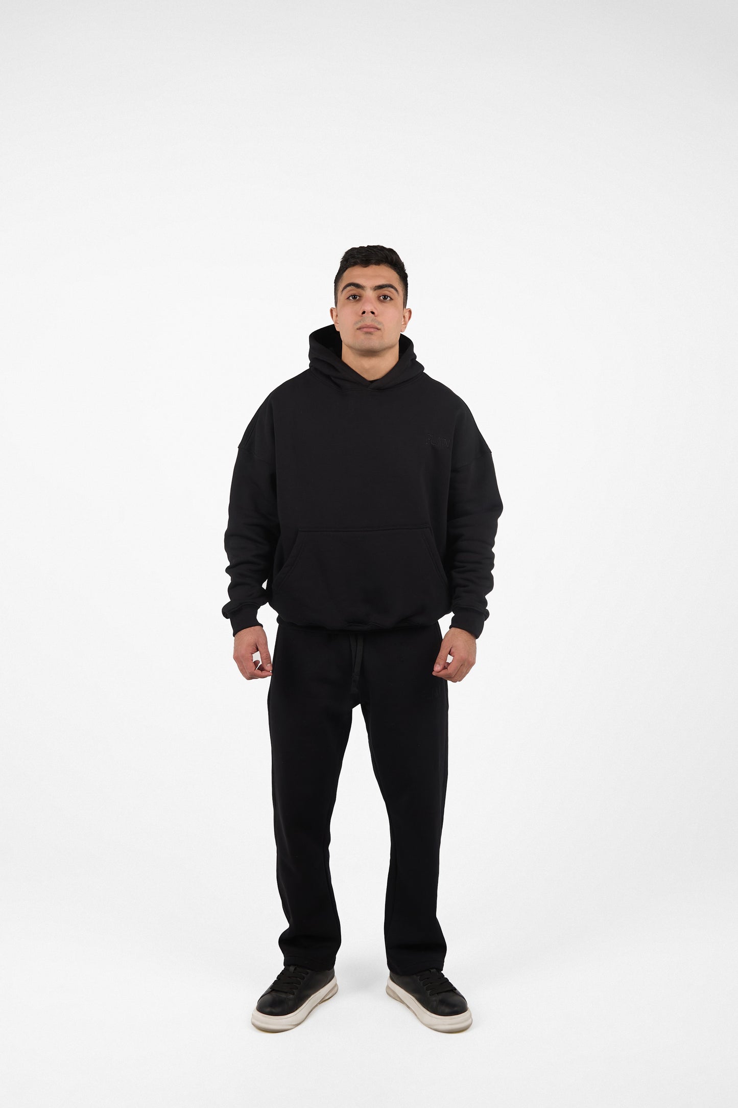 Essential Set – Black